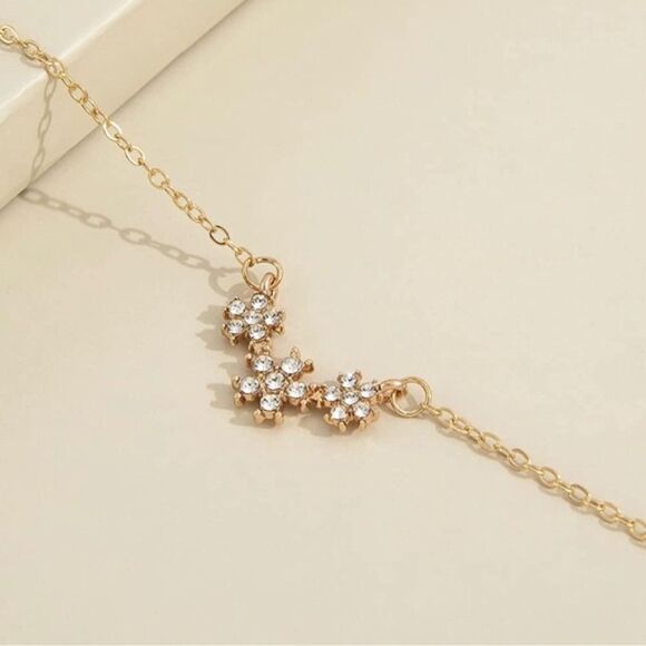 Gold 14k Plated CZ Flower Chain Necklace - Picture 3 of 3
